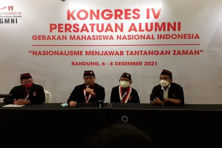 Basarah: Anies dan PDIP...