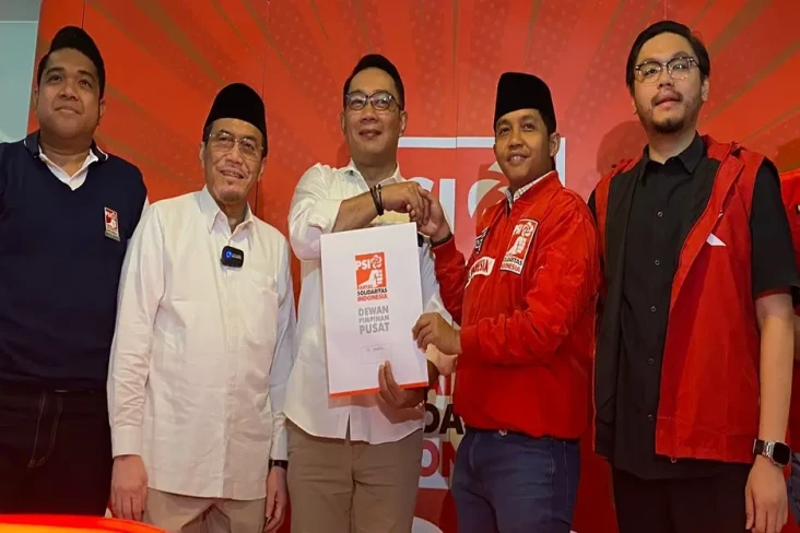Pulang dari Amerika,...