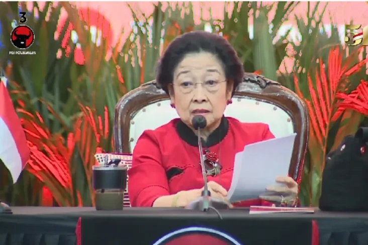 Megawati Curhat Ingin...
