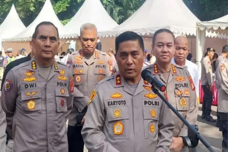 Kapolda Metro Jaya Mutasi...