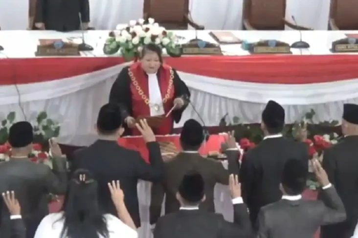 2 Kader Partai Perindo...