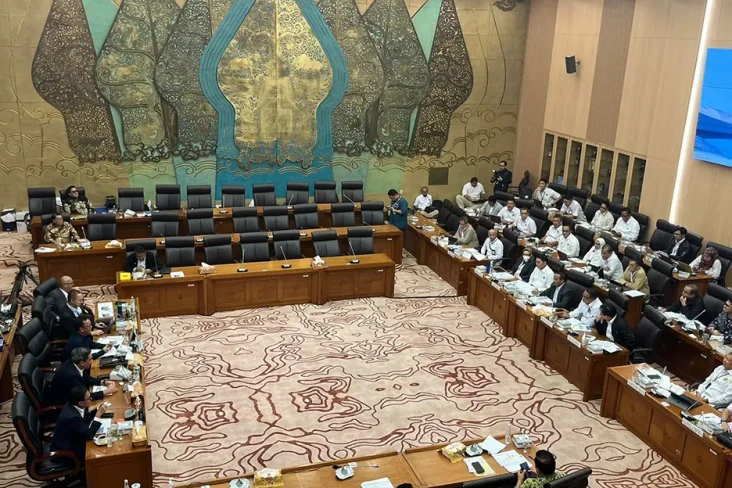 Seminggu Jabat Menteri...