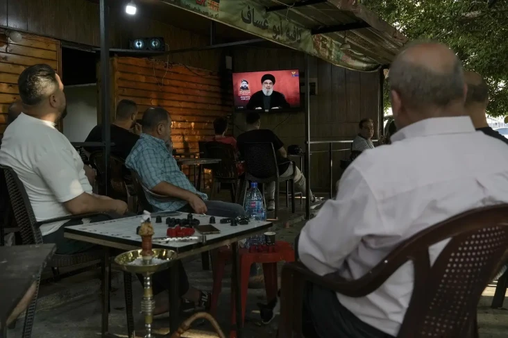 Publik Arab Ledek Nasrallah:...