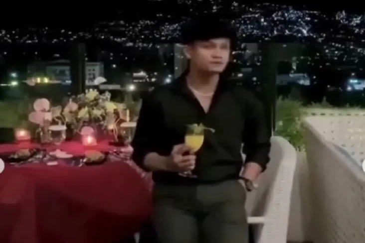 Viral! Tren Pamer Gaya...