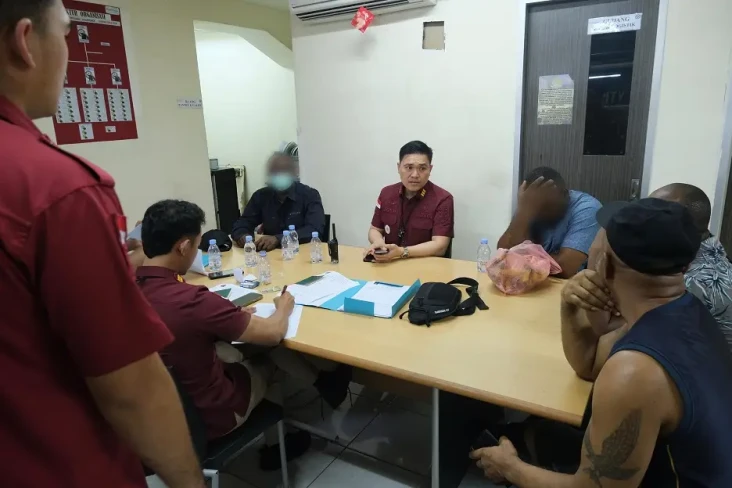 Imigrasi Jakut Gelar...