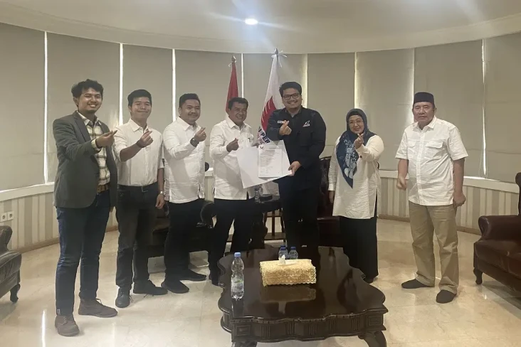 Partai Perindo Usung...
