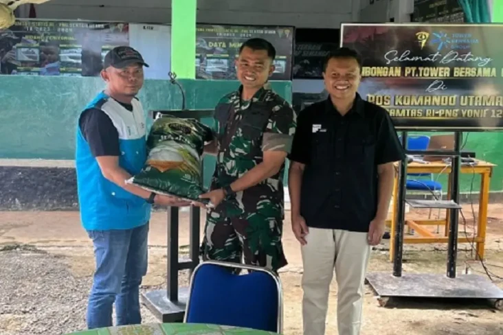 Prajurit TNI di Perbatasan...