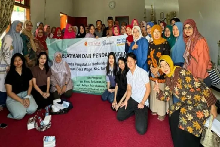 Dosen Ubaya dan Unitomo...