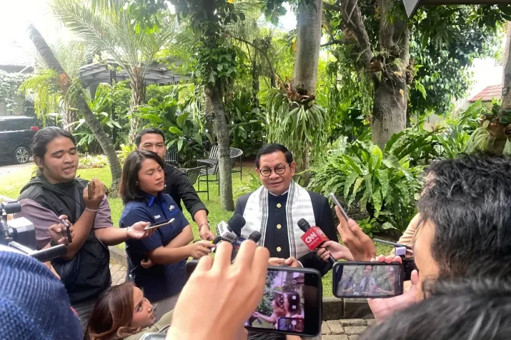 Pramono Anung Minta...