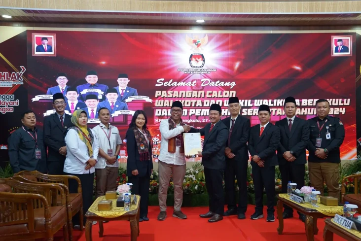 Resmi Daftar KPU, Dedy-Agi...