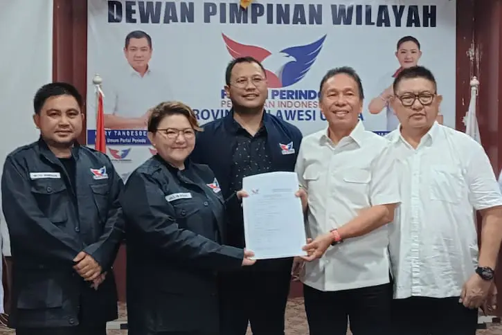 Partai Perindo Serahkan...