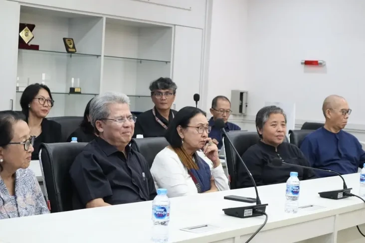 Kecam Sikap Represif...