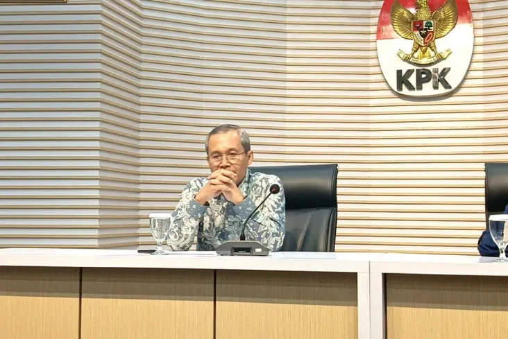 KPK Jelaskan Alasan...