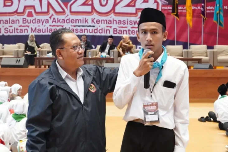 Mahasiswa Baru UIN SMH...