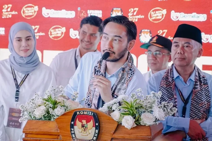 Maju Jadi Calon Bupati...