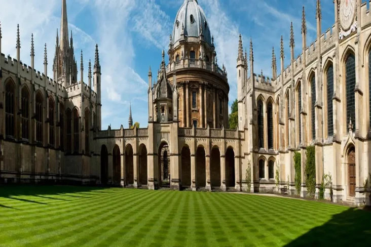 10 Universitas Eropa...