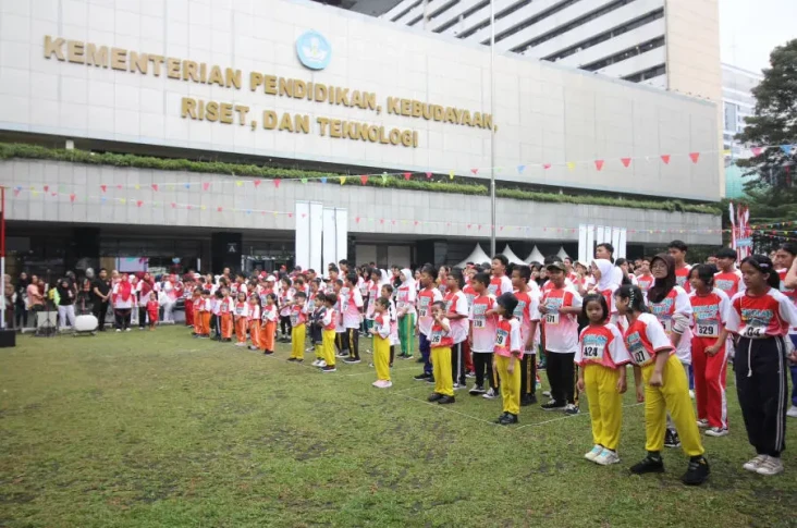 Rincian Gaji 47 Jabatan...