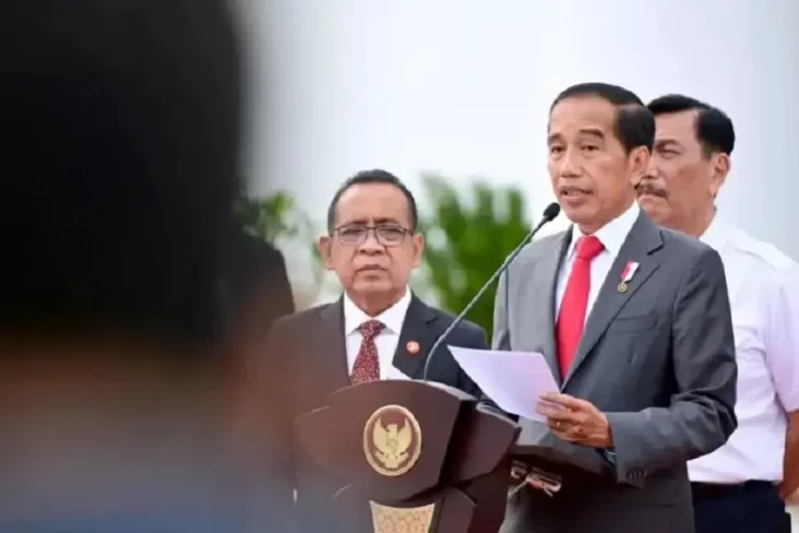 Media Asing Serang Keras...