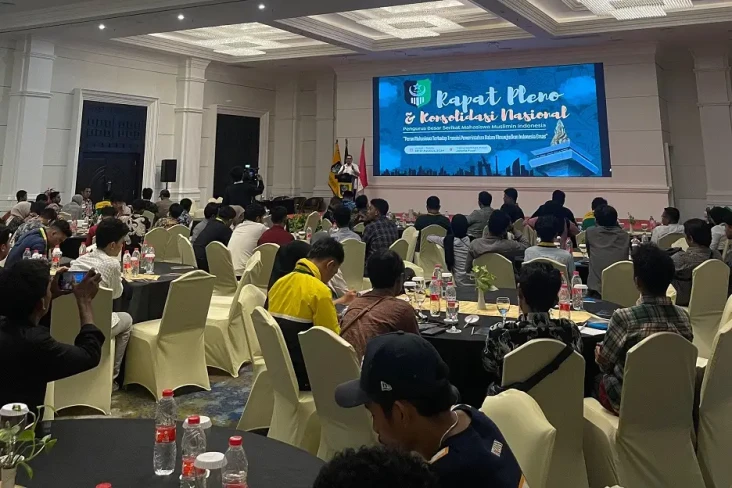 10 Provinsi Direkomendasikan...