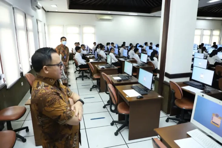 Update Statistik Pelamar...