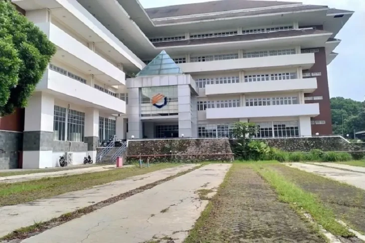 20 PTN Vokasi dengan...