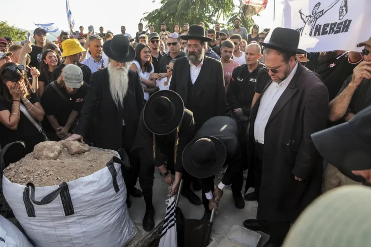 Hamas Tegaskan Tidak...