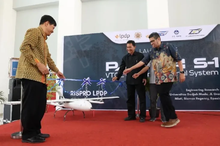 UGM Bikin Pesawat Drone...