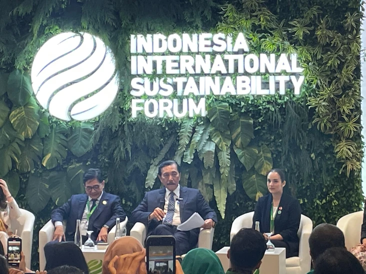 Luhut Mau Bali Jadi...