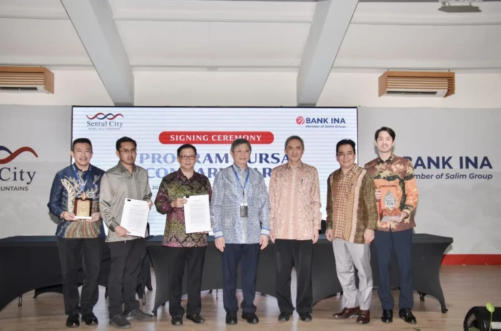 Strategi Pemasaran Industri...