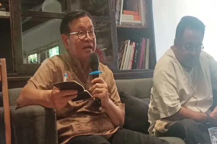 Cagub Pramono Anung...