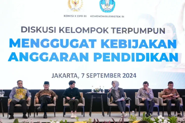 Kemendikbudristek-DPR...