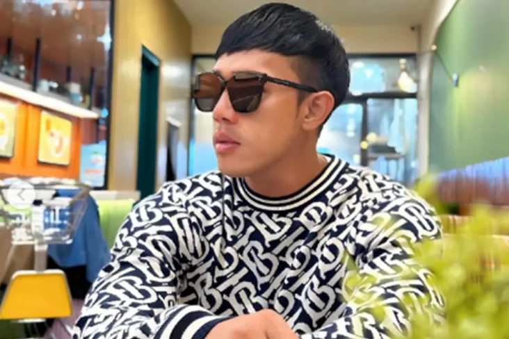 Alami Kecelakaan Tunggal,...