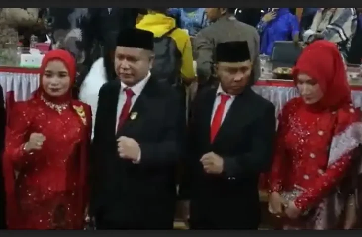 Momen Langka! 2 Pasang...