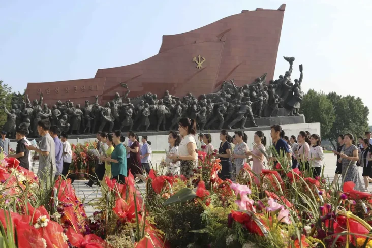Korea Utara Bangun Pangkalan...
