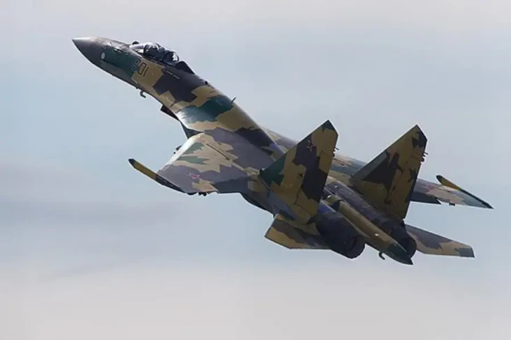 Kehebatan Jet Su-35...