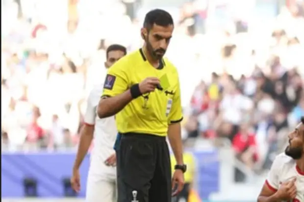 Salman Falahi, Wasit...