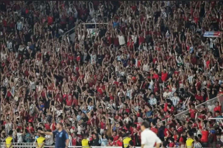 Malam Nanti, Timnas...