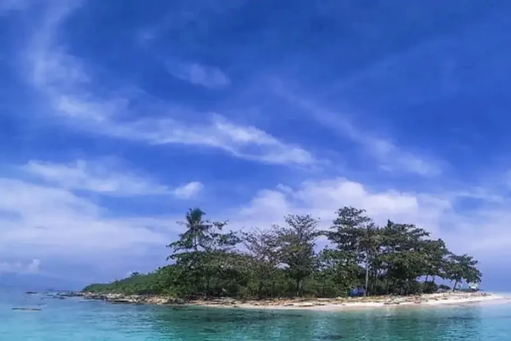 4 Destinasi Wisata Pulau...