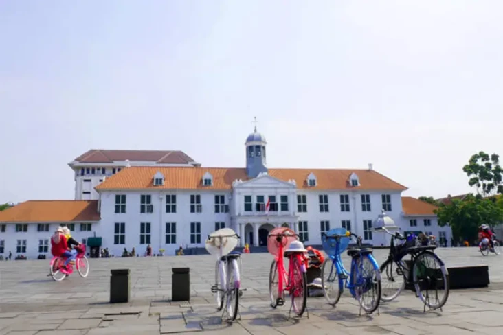 10 Rekomendasi Tempat...