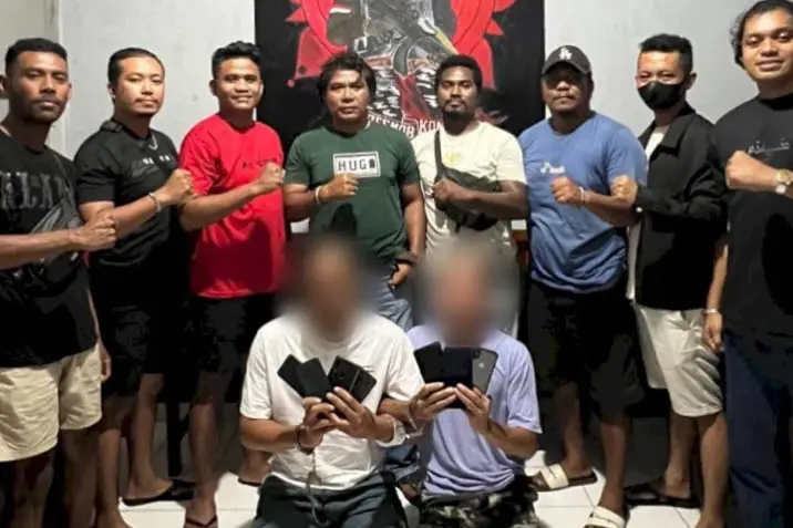 Modus Jadi Polisi Gadungan,...
