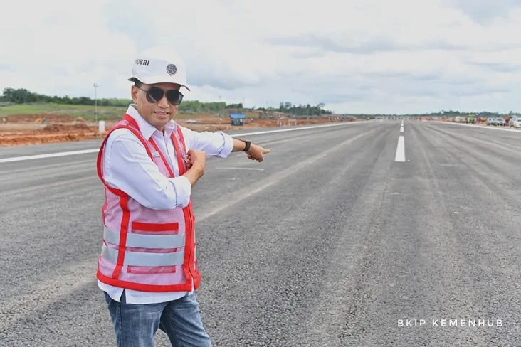 Menhub Pastikan Bandara...