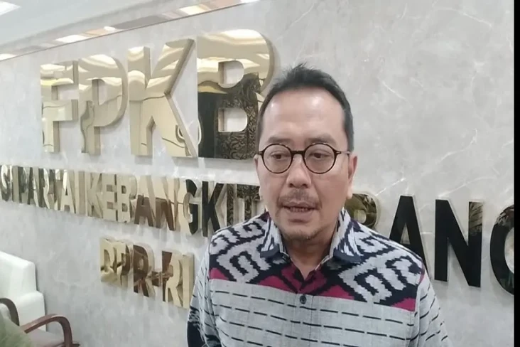 KPK Geledah Kediaman...