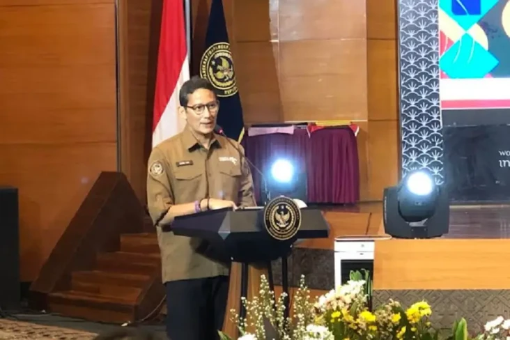 Sandiaga Uno Sambut...
