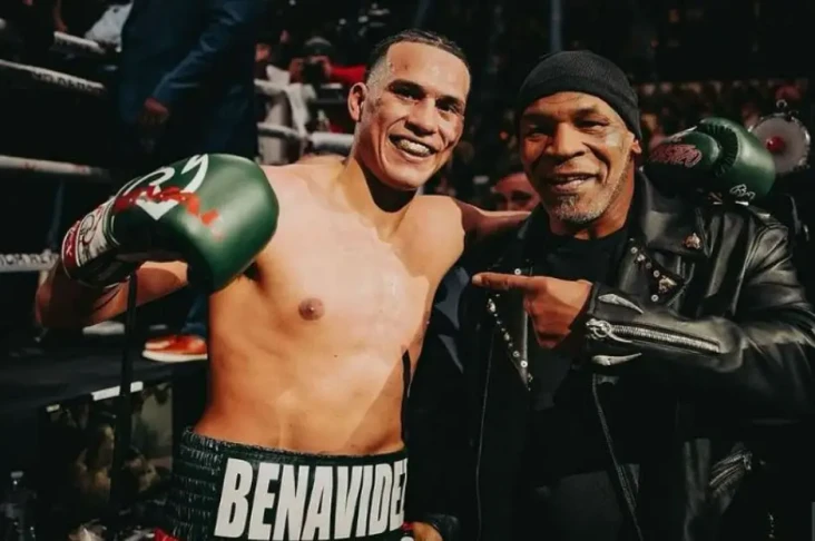 Mike Tyson Pun Takut...