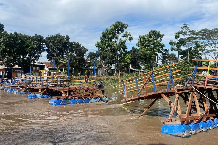 Sungai Citarum Meluap,...