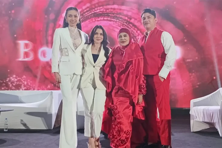 Gandeng Davina Karamoy,...