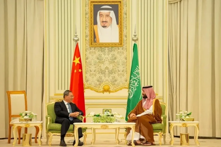 PM China Li Qiang Temui...