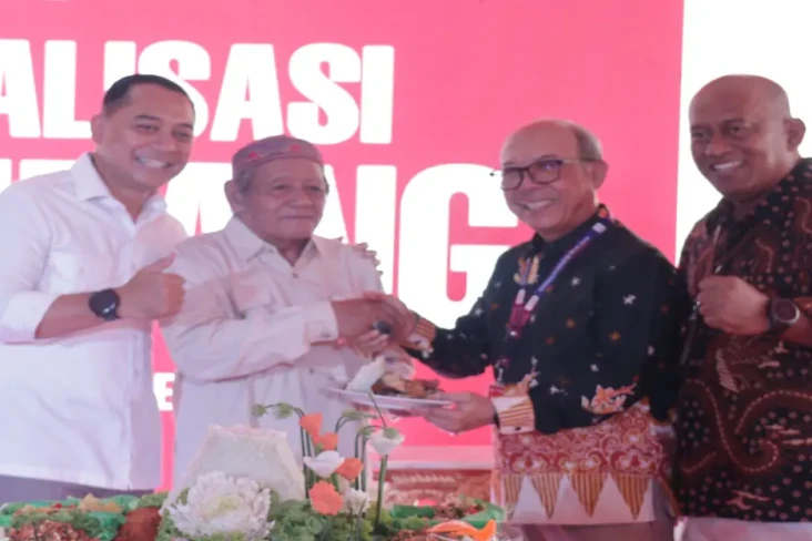 Bank Jatim Siap Revitalisasi...