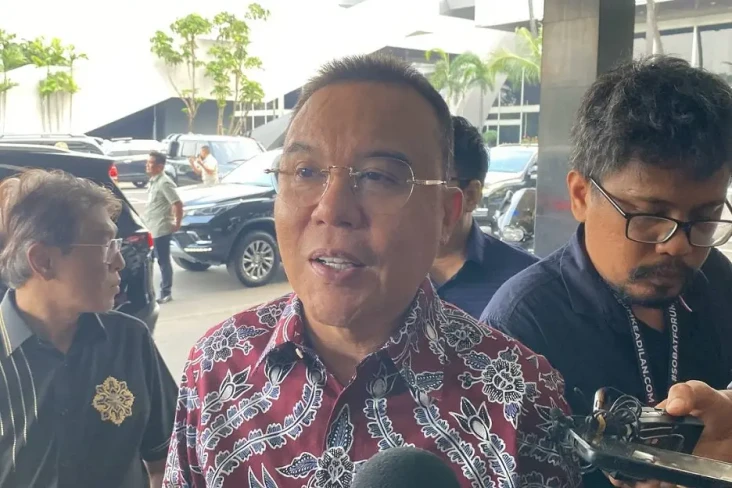 Tegaskan Fufufafa Bukan...