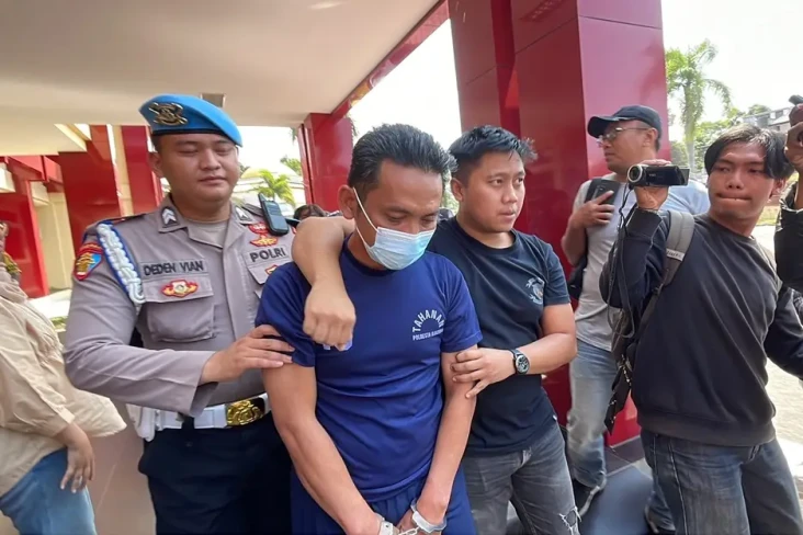 Polisi Tangkap Pelaku...
